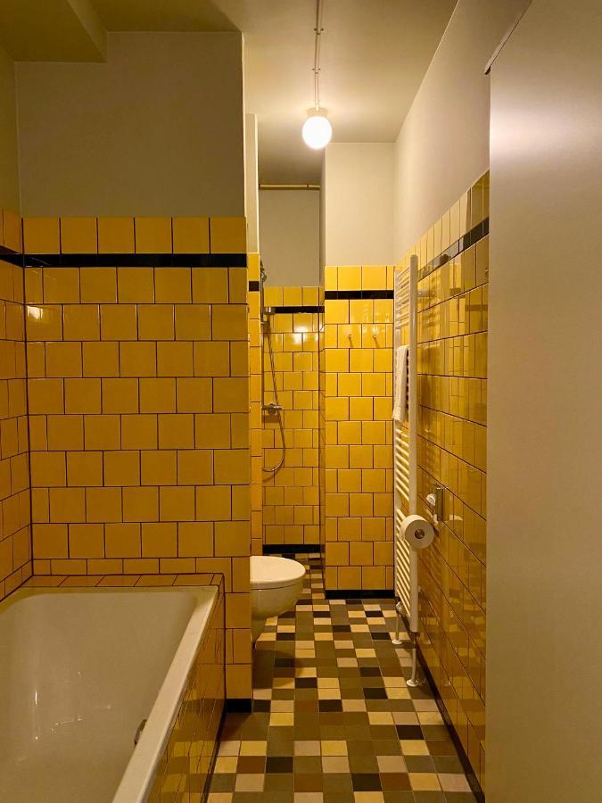 Hotel Nijver Гелдроп Екстериор снимка
